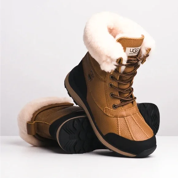 UGG Women Adirondack II Brown Shearling Snow Boots size 7.5 Waterproof Vibram - Picture 1 of 11